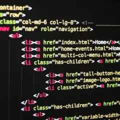 Jak stworzyć stronę HTML? Praktyczny przewodnik dla początkujących