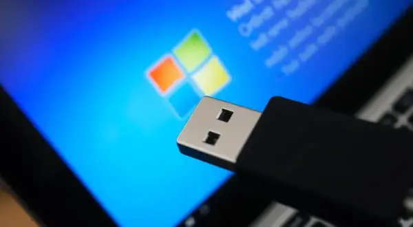 Instalacja Windows z USB: Poradnik Krok po Kroku (Nawet dla Początkujących)