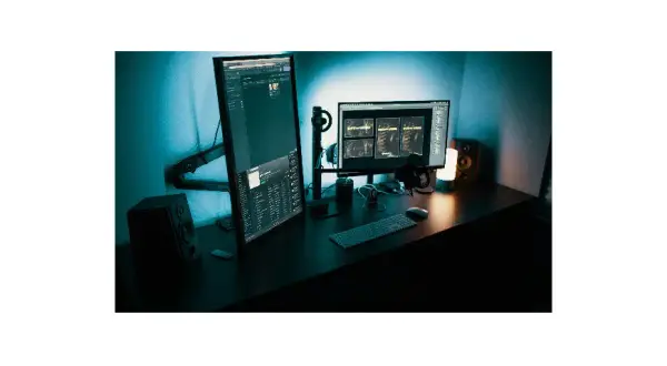 Windows 11 vs Windows 10: Aktualizacja w 2025? Sprawdź, czy warto!