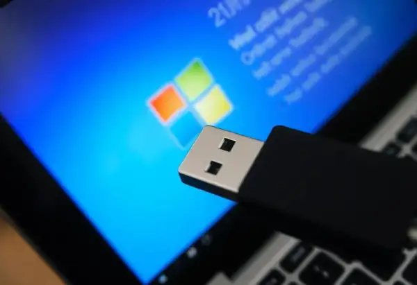 Instalacja Windows z USB: Poradnik Krok po Kroku (Nawet dla Początkujących)